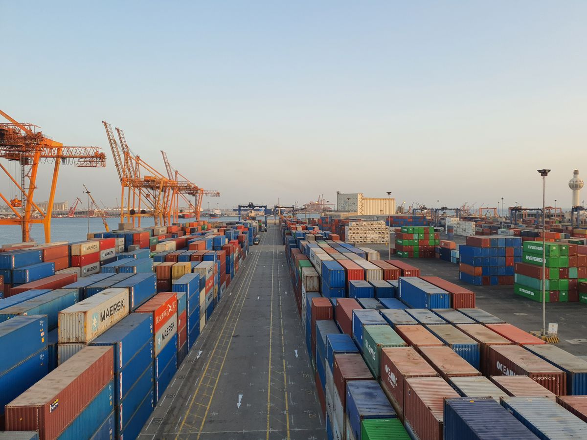 Comercio Global: Importaciones desde China y Estados Unidos